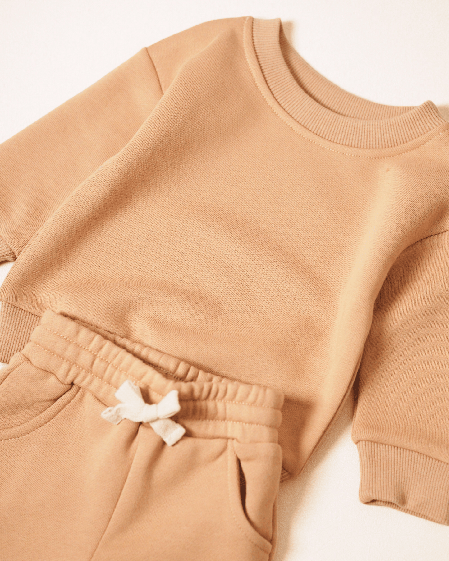 Cute Bow Outfit Embroidered with Custom Name - Sweatshirt Set